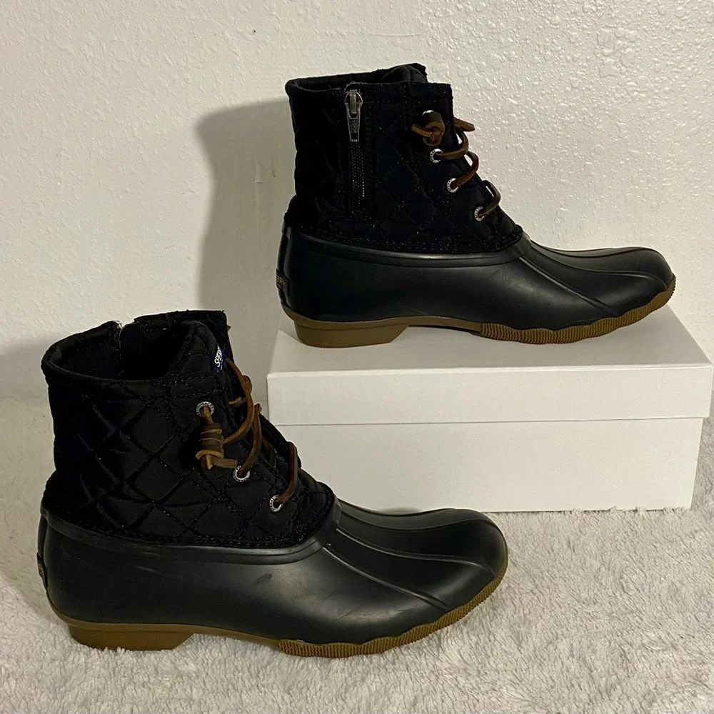 Sperry Black Saltwater Quilted Duck Boots Big Girls Size 6 Side Zip